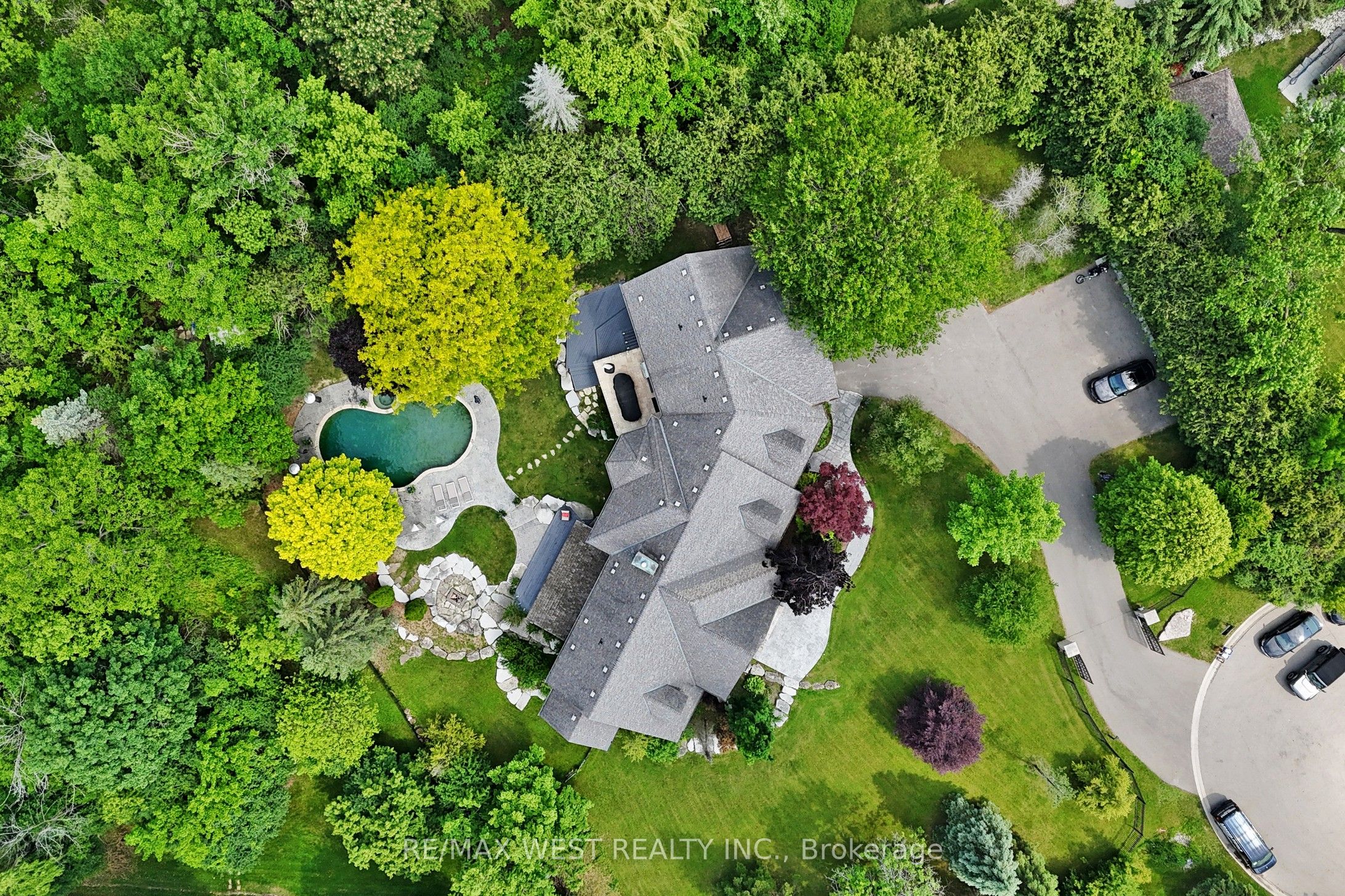 32 Daleview Court