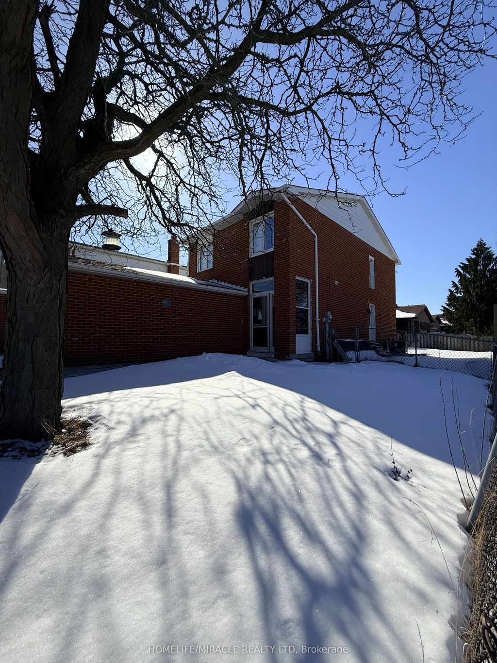 Photo of 1 Hudson Drive, Brampton, ON L6Y 2N6 (MLS # W12892046)