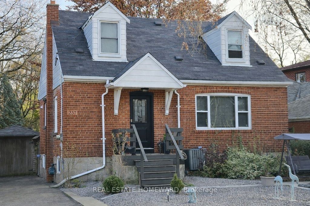 Photo of 237 Ferris Road, Toronto, ON M4B 1H2 (MLS # E12803046)