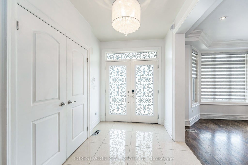 Photo of 138 Winston Park Boulevard, Toronto, ON M3K 1C5 (MLS # W13680380)