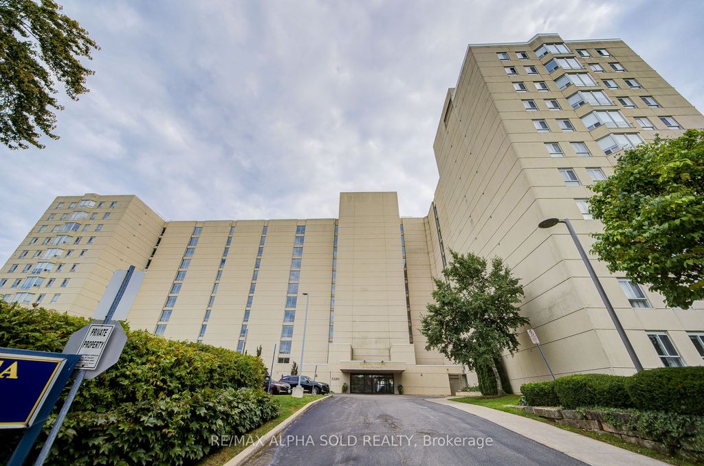 Photo of 5280 Lakeshore Road #1107, Burlington, ON L7L 5R1 (MLS # W12750934)