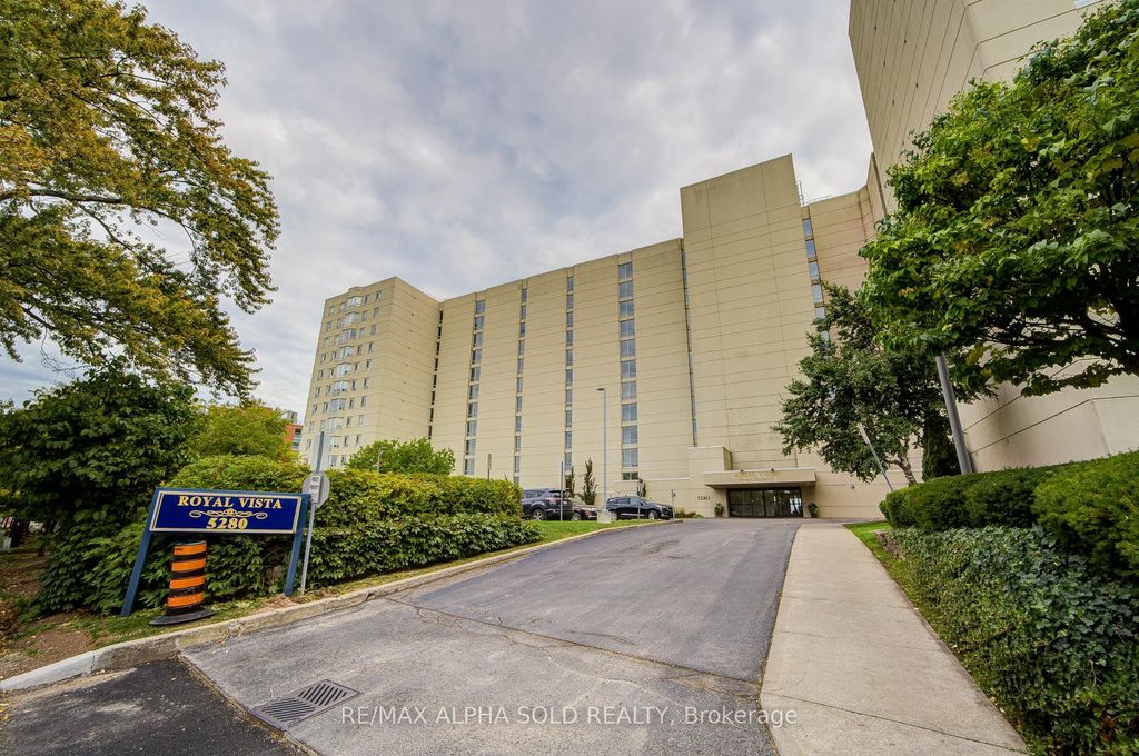 Photo of 5280 Lakeshore Road #1107, Burlington, ON L7L 5R1 (MLS # W12750934)