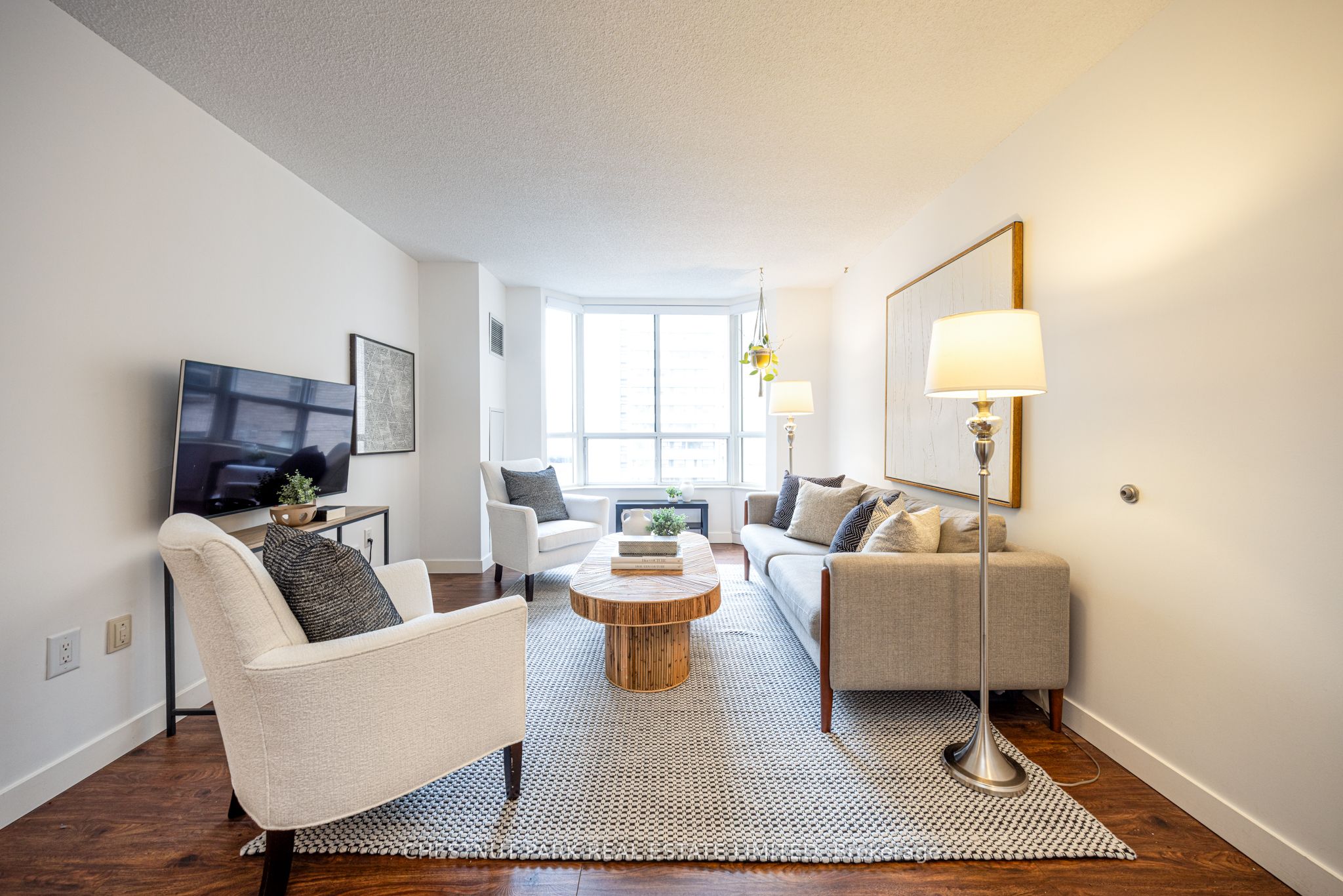 284 Bloor Street W 608