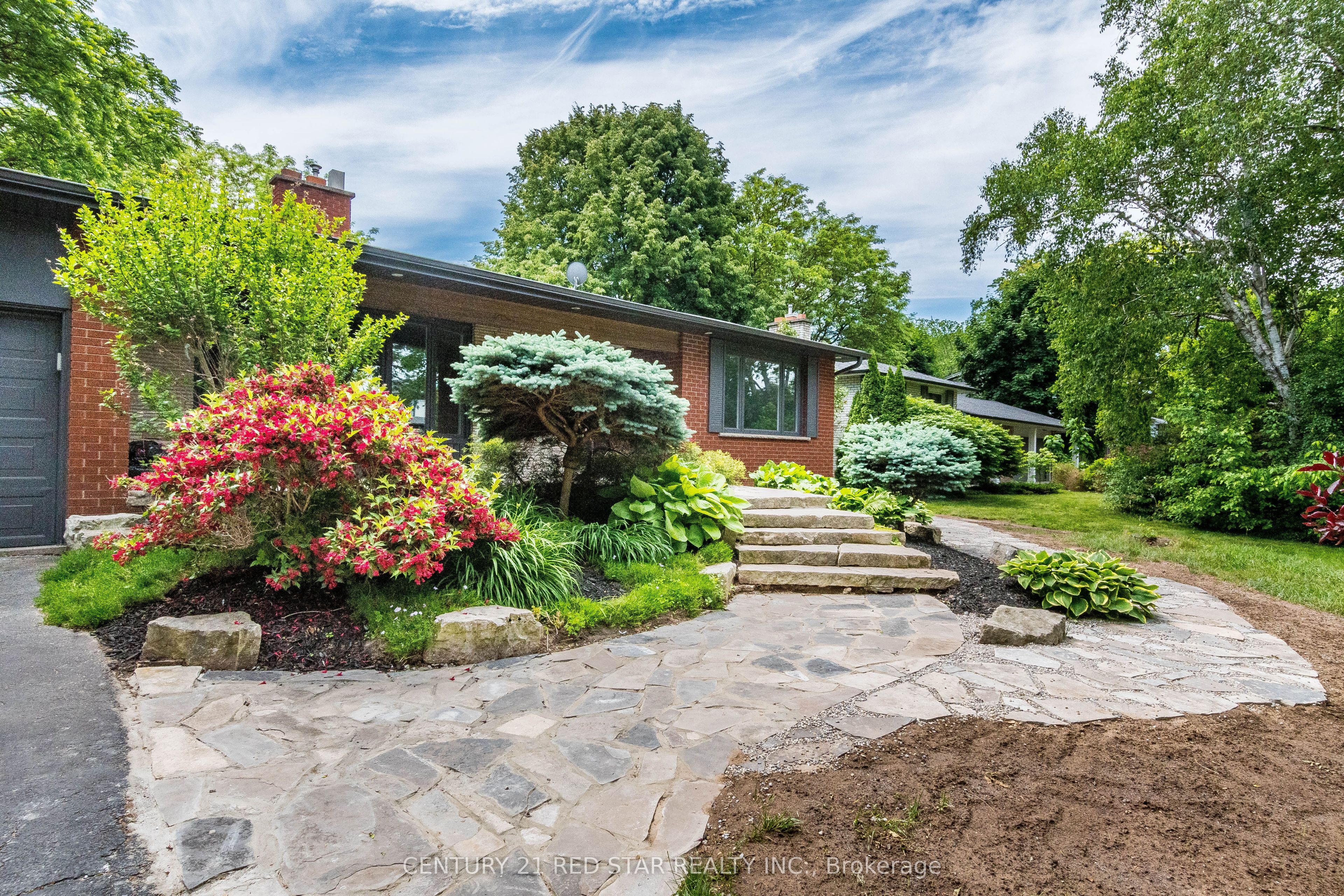 1448 Willowdown Road