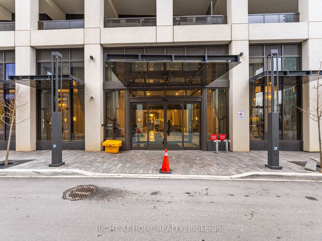 Photo of 30 Elm Drive W #1807, Mississauga, ON L5B 0N6 (MLS # W13147432)