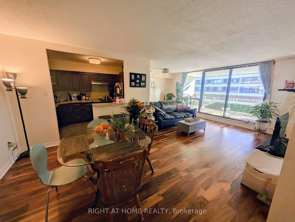 Photo of 80 Quebec Avenue #607, Toronto, ON M6P 4B7 (MLS # W12875566)