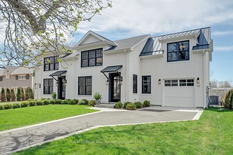 70 Navy Street Oakville ON L6J 2Y9