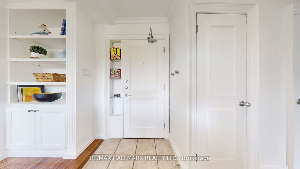 Photo of 660 Eglinton Avenue W #508, Toronto, ON M5N 1C3 (MLS # C12716166)