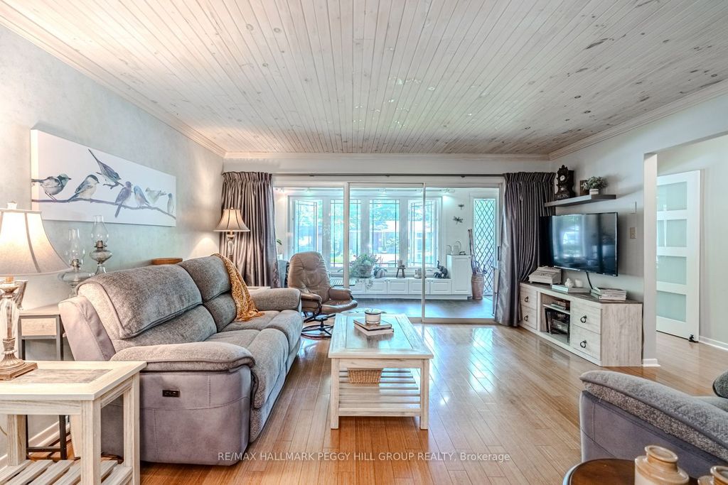 Photo of 828 Dominion Avenue, Midland, ON L4R 1S7 (MLS # S12908756)