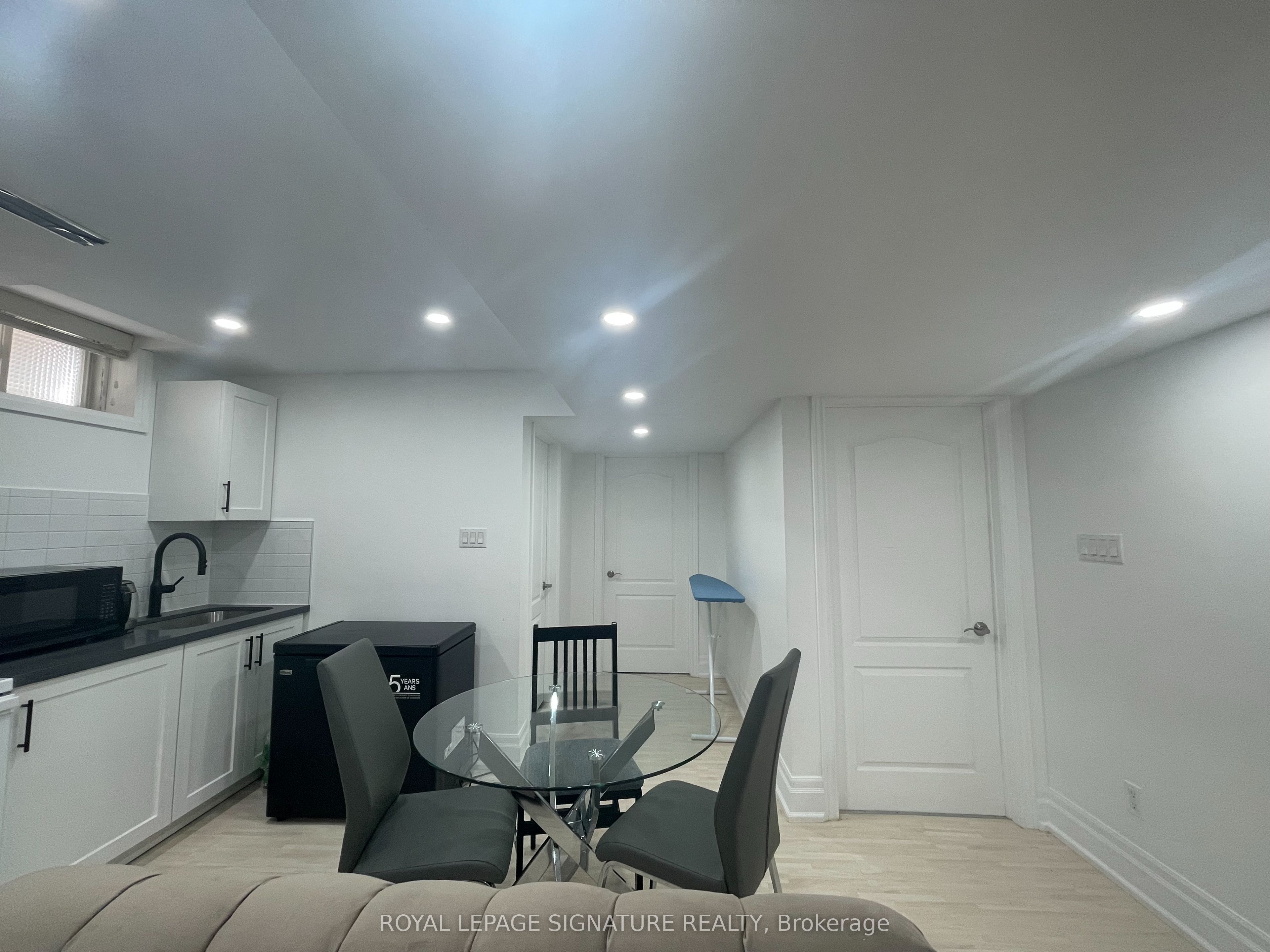 81 Serene Way
