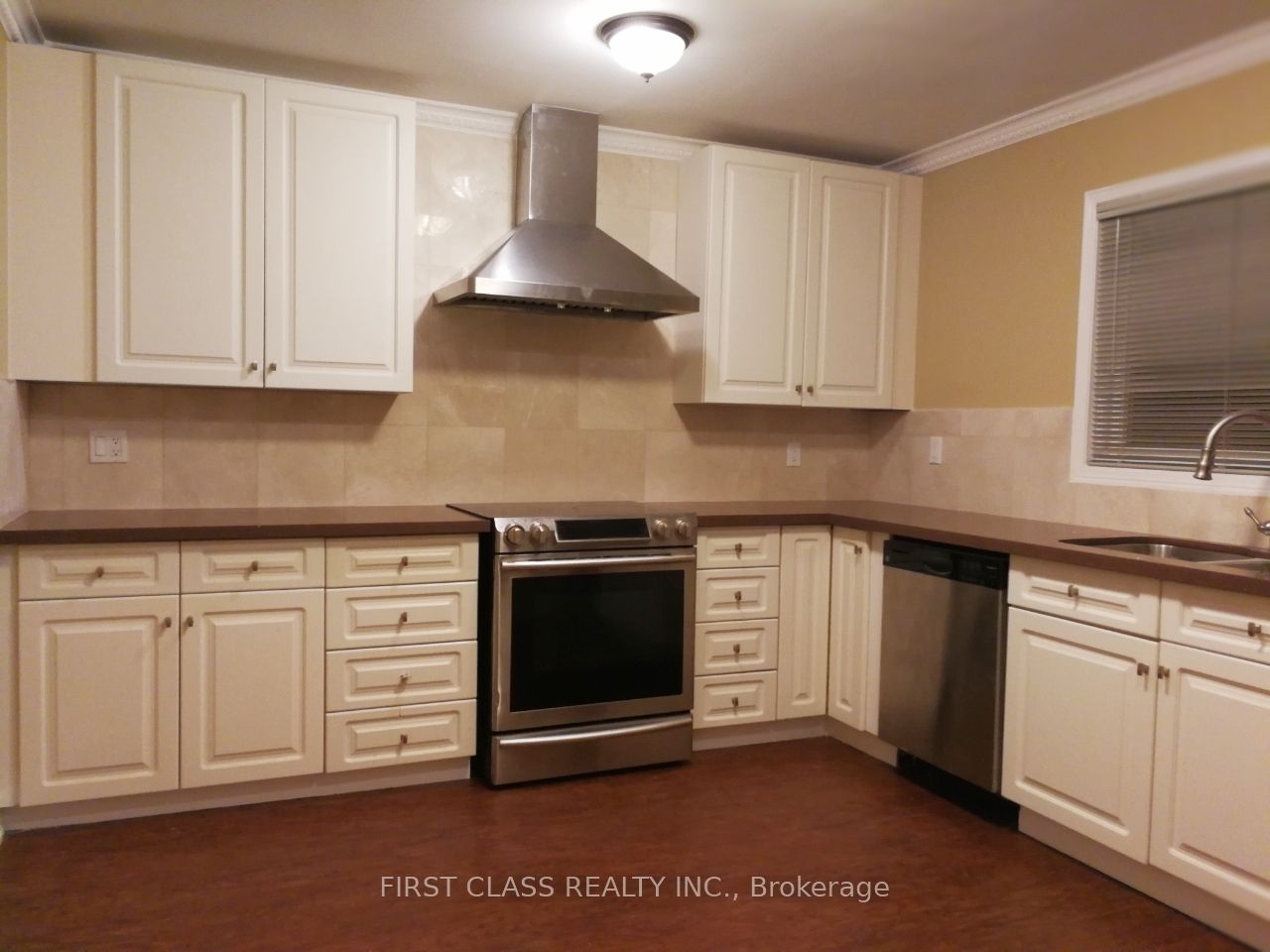 2316 Credit Valley Road A