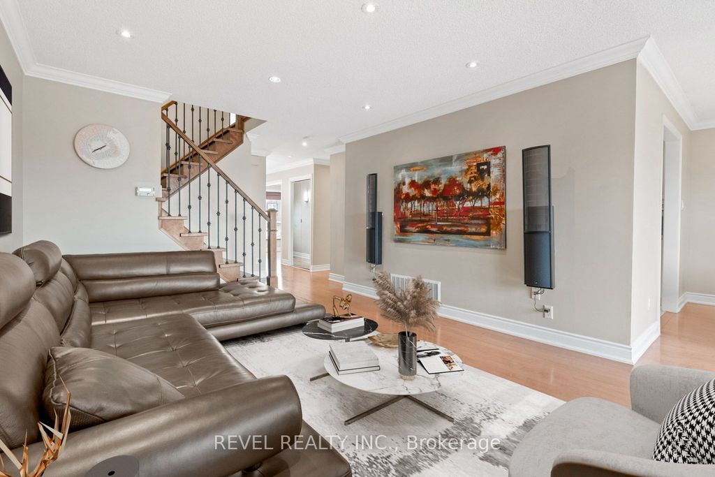 Photo of 35 Bigham Crescent, Toronto, ON M9C 5C5 (MLS # W12936662)