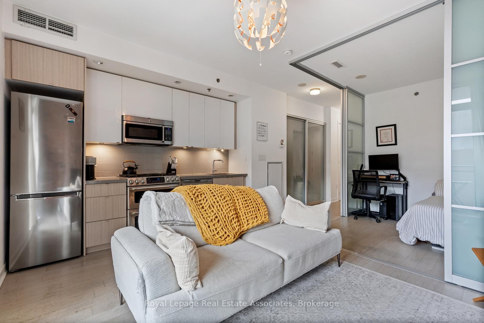 88 Colgate Avenue 511