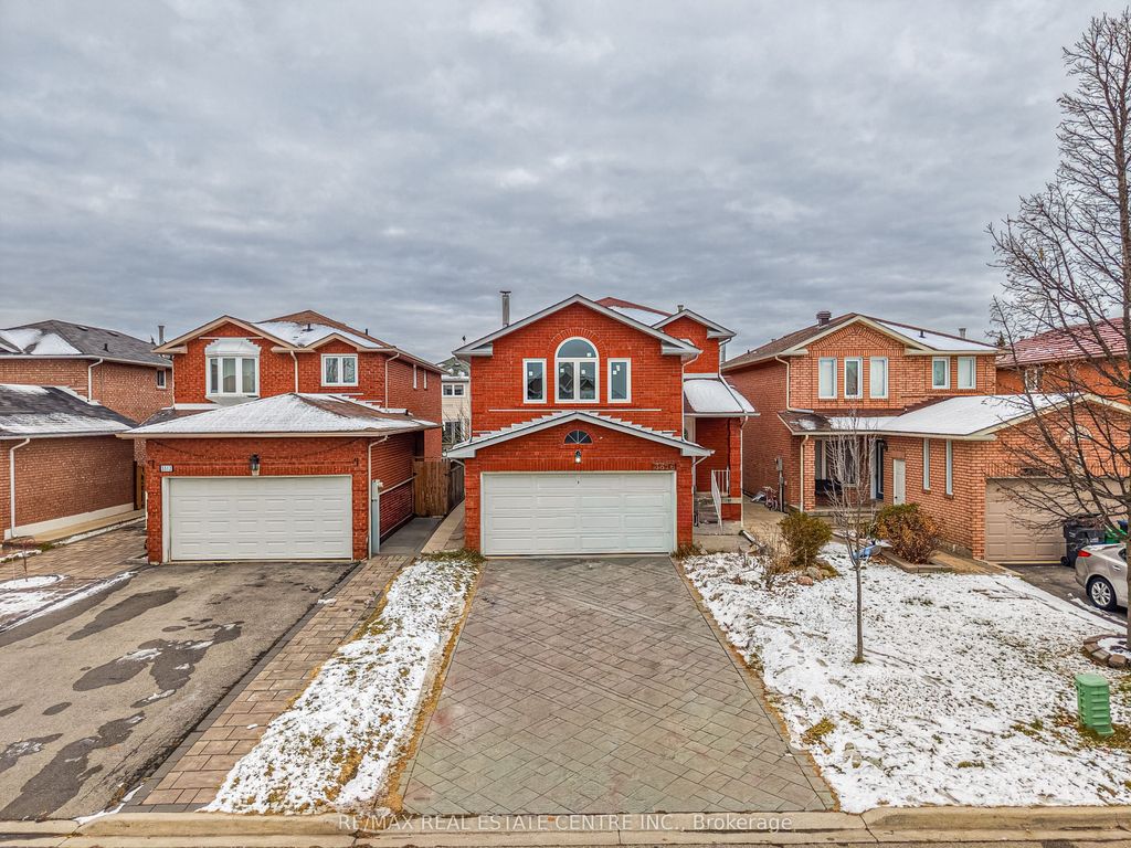 Photo of 3316 Lady Slipper Court, Mississauga, ON L5N 6A9 (MLS # W12595972)