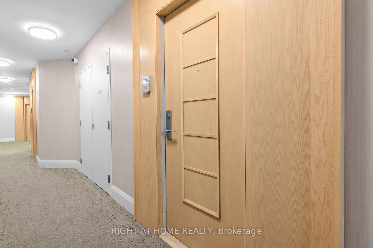509 Beecroft Avenue 107