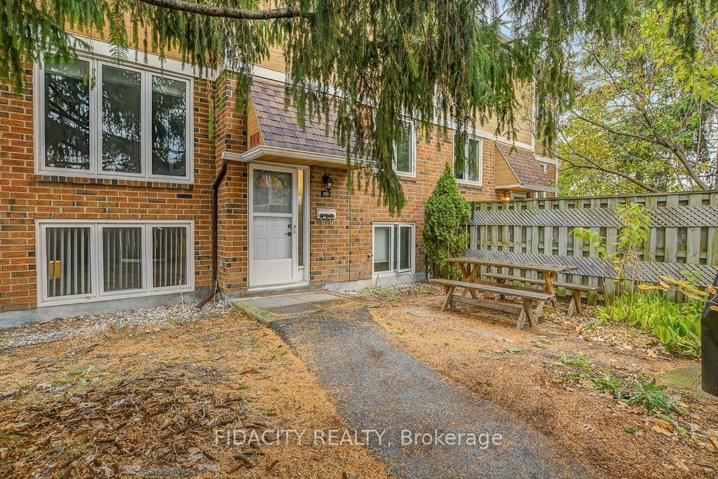 Photo of 159 Salter Crescent #61, Kanata, ON K2K 1Y8 (MLS # X12831078)