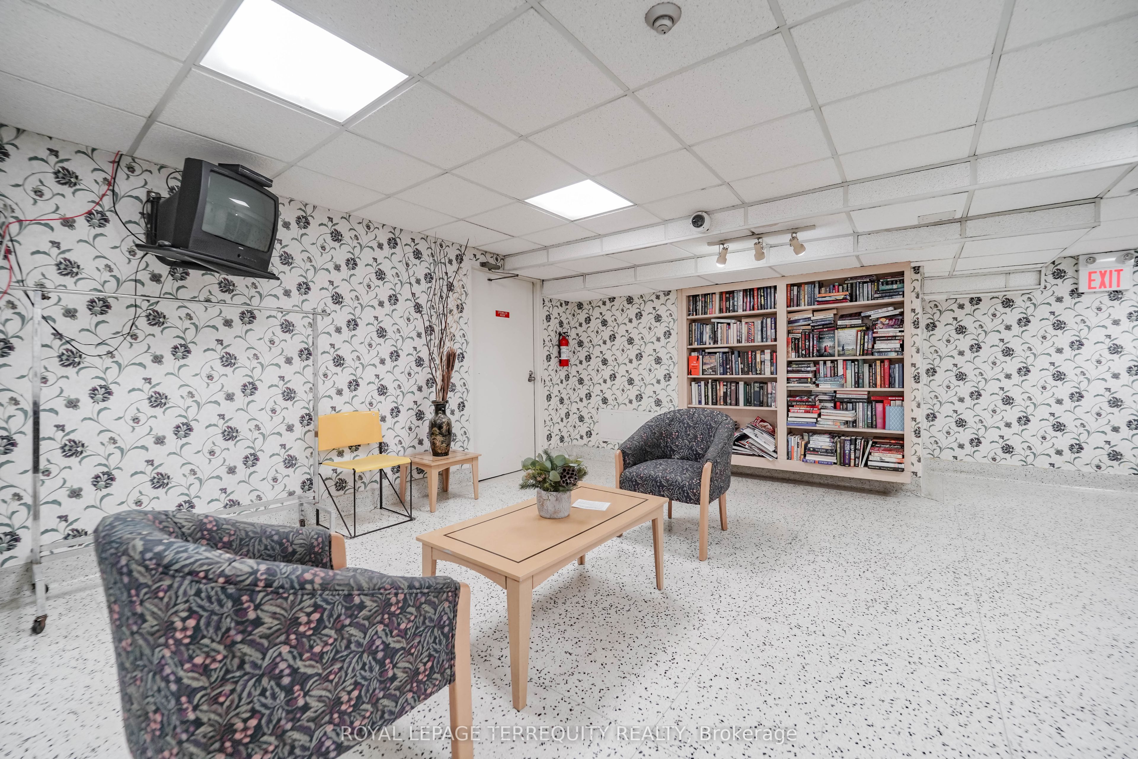 14 Neilson Drive 1002