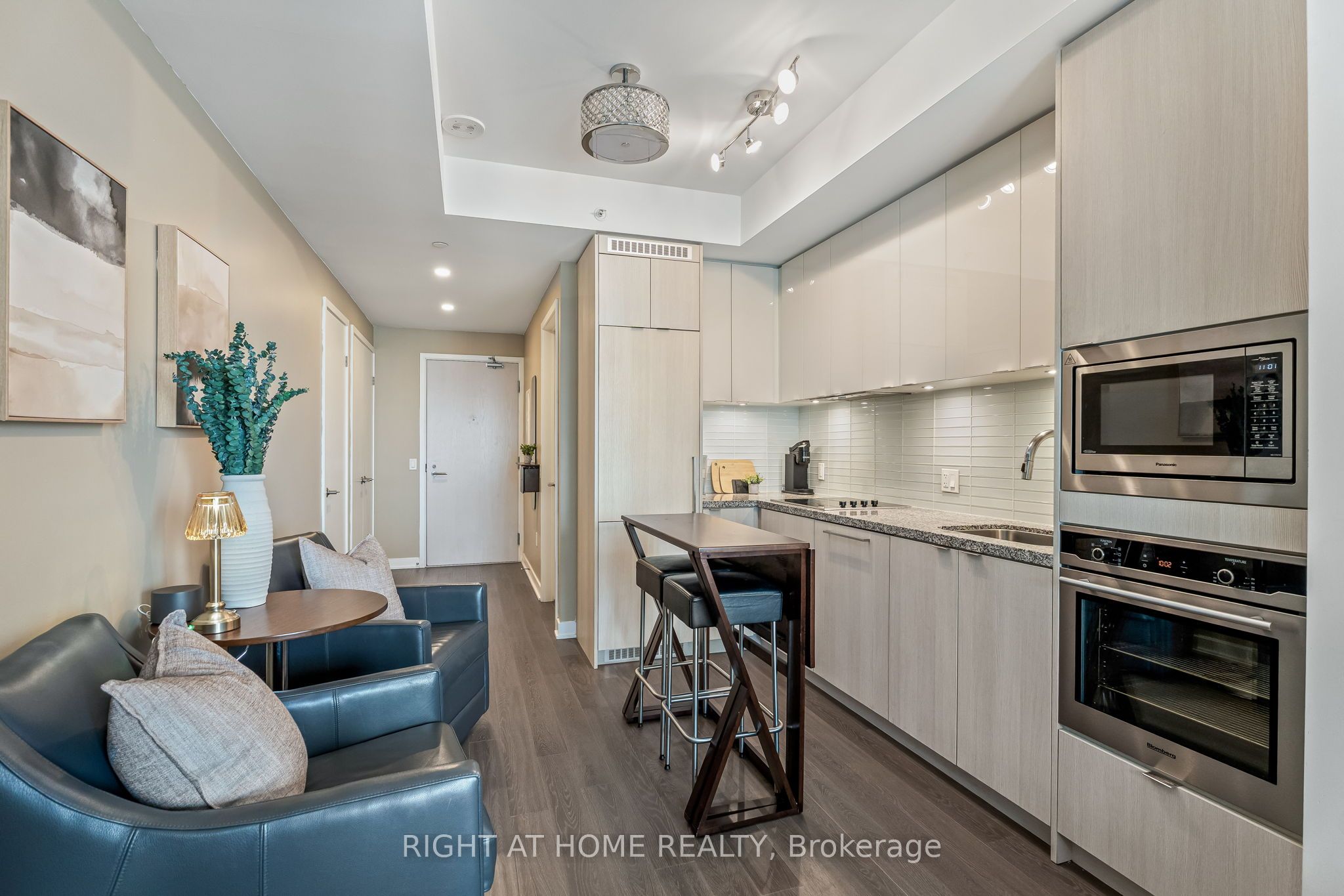 115 Blue Jays Way 3110