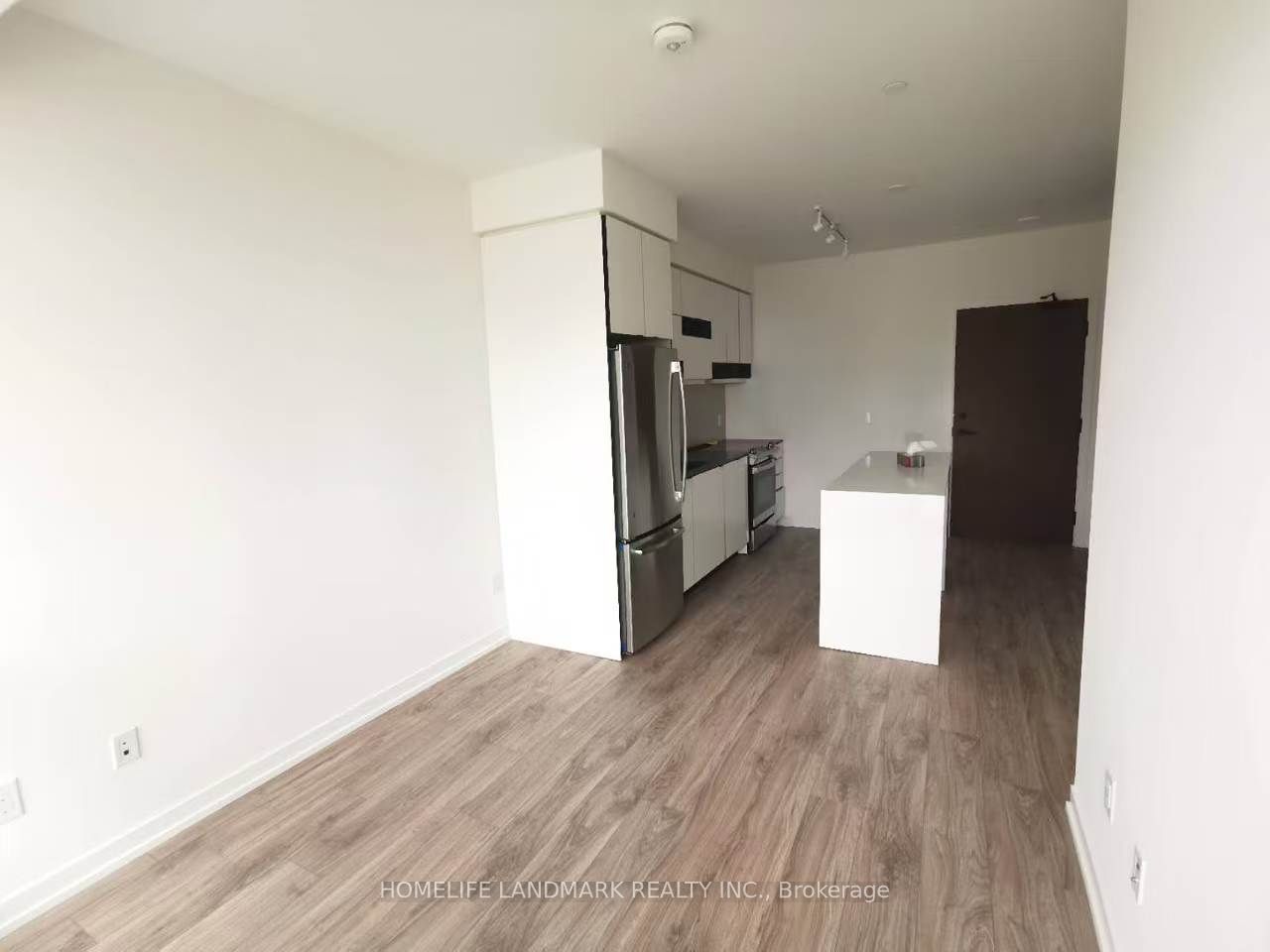 4065 Confederation Parkway 505