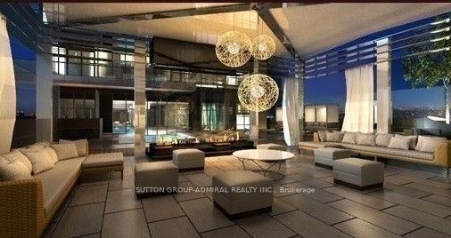 9205 Yonge Street 1208