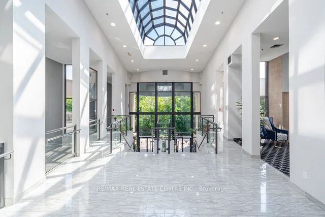 3 Hickory Tree Road 1104