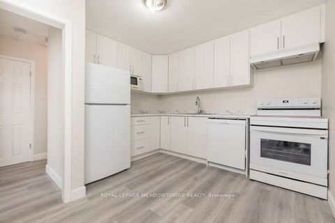 84 Mill Street 3 Halton Hills ON L7G 2C9