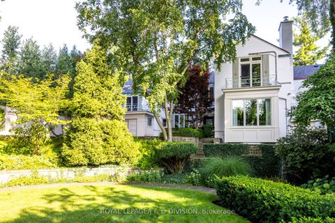 12 Forest Glen Crescent Toronto ON M4N 2E8