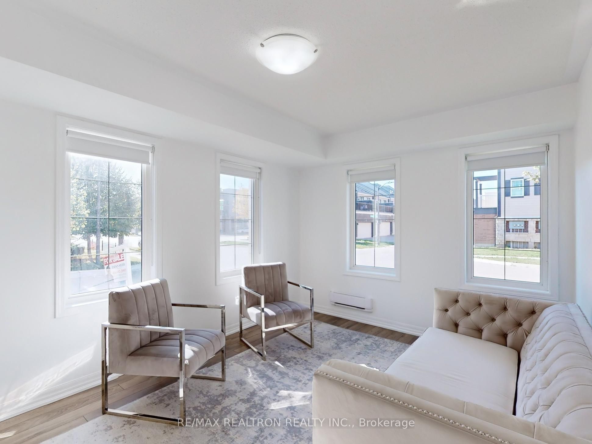 370 Timberland Gate