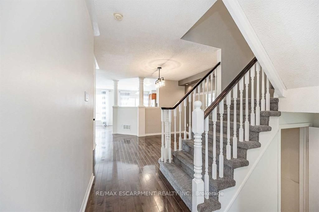 Photo of 803 Mckay Crescent, Milton, ON L9T 6L1 (MLS # W12852440)