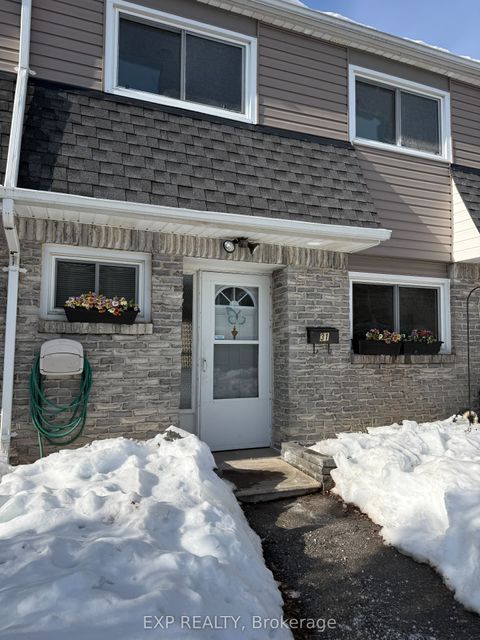 2050 Upper Middle Road 31 Burlington ON L7P 3R9