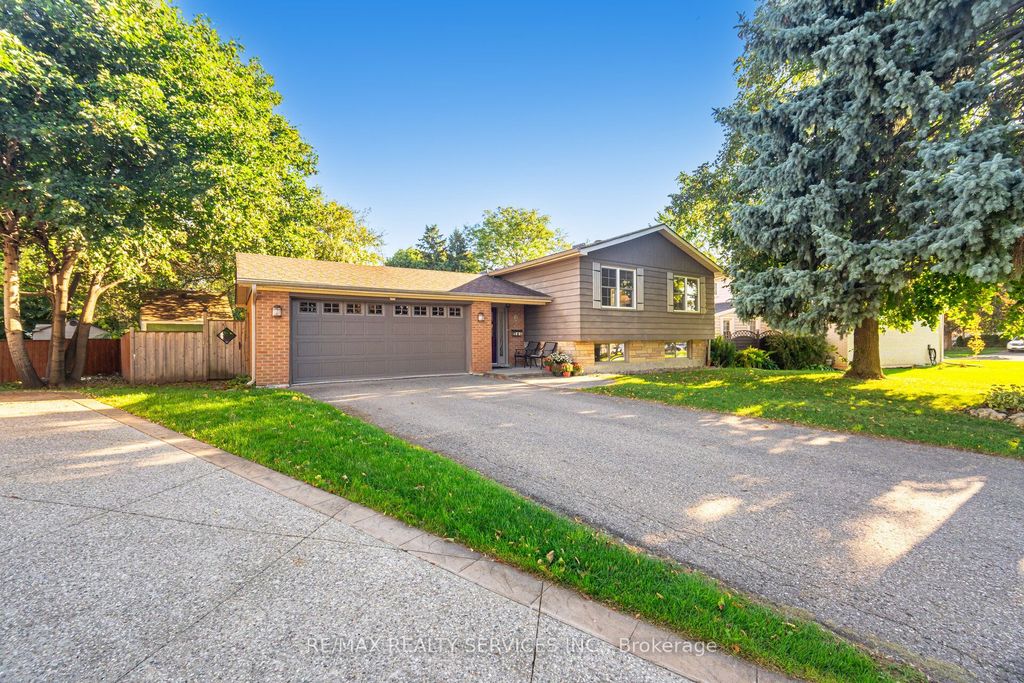 Photo of 3 Conway Court, Brampton, ON L6T 1Z5 (MLS # W12458074)