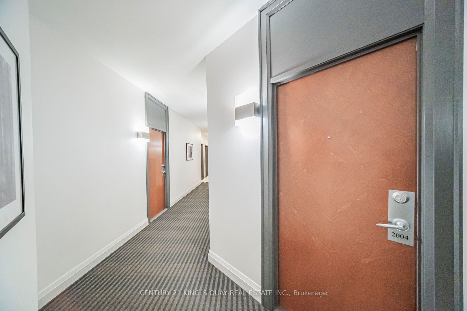 300 Bloor Street E 2004