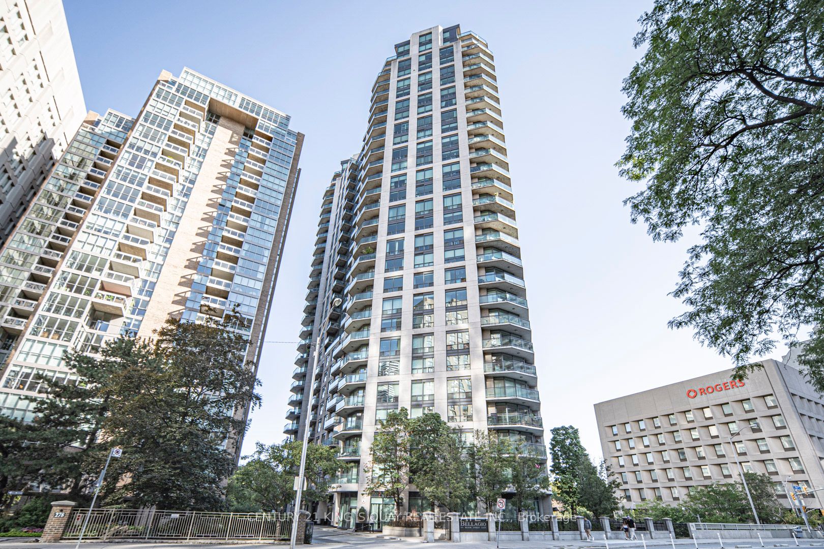 300 Bloor Street E 2004