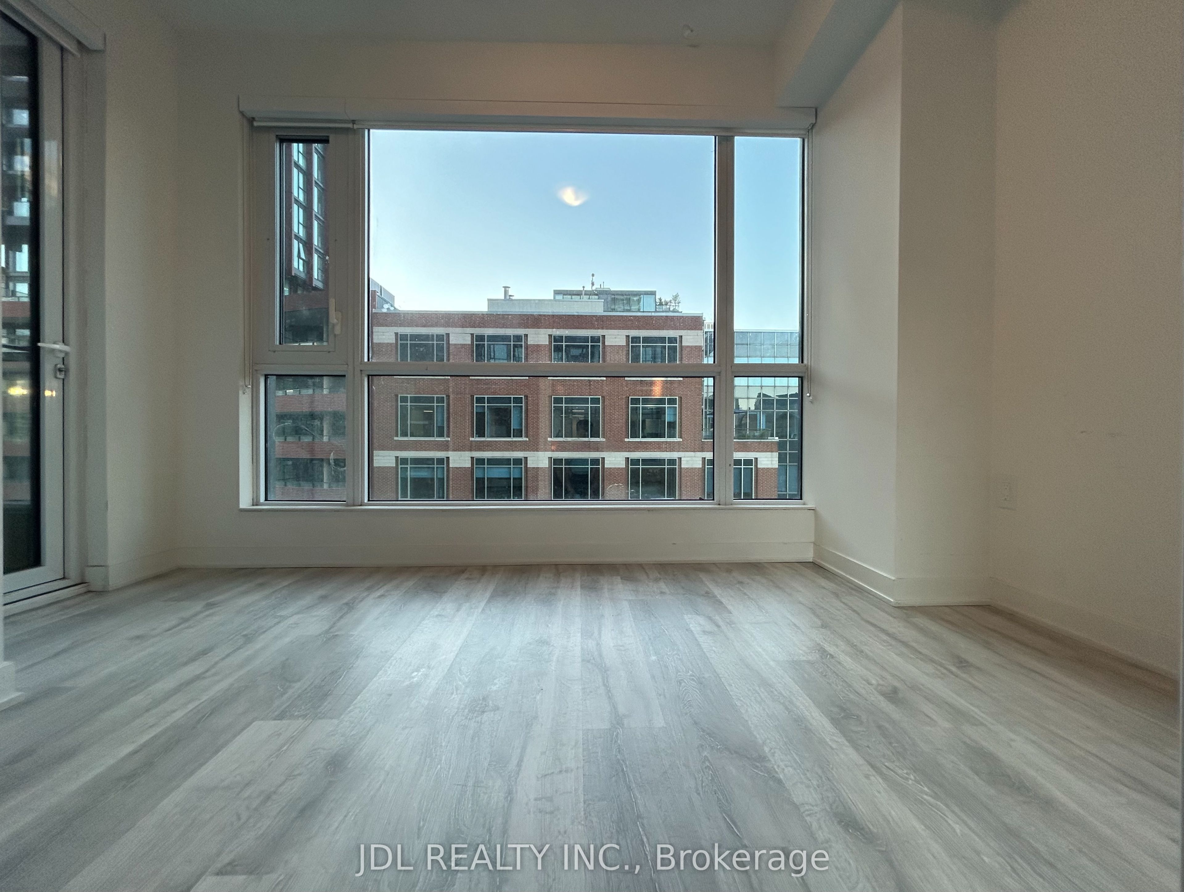 Photo 1 of 8 — 70 Princess St Street #701 Suite A Unit #701 Suite A, Toronto, ON M5A 0X6