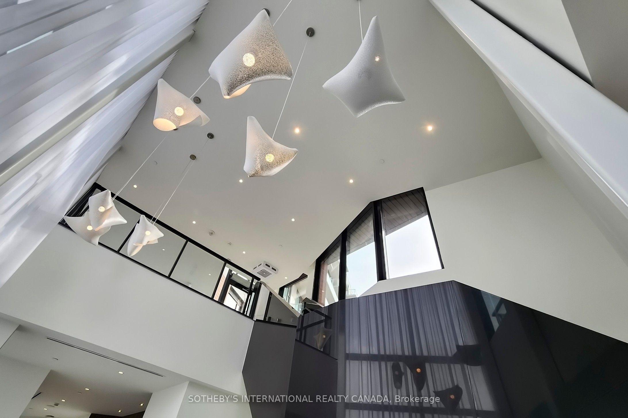 2 David Eyer Road 1329