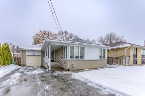 Photo of 81 Acton Avenue, Toronto, ON M3H 4H2 (MLS # C12690682)