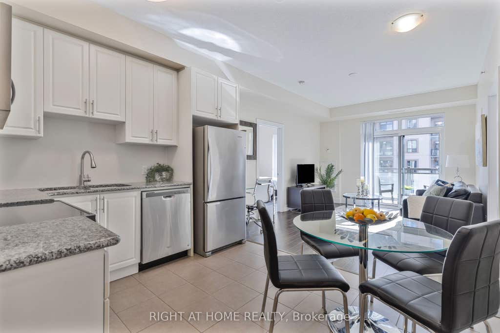 Photo of 2486 Old Bronte Road #423, Oakville, ON L6M 4J2 (MLS # W13679872)