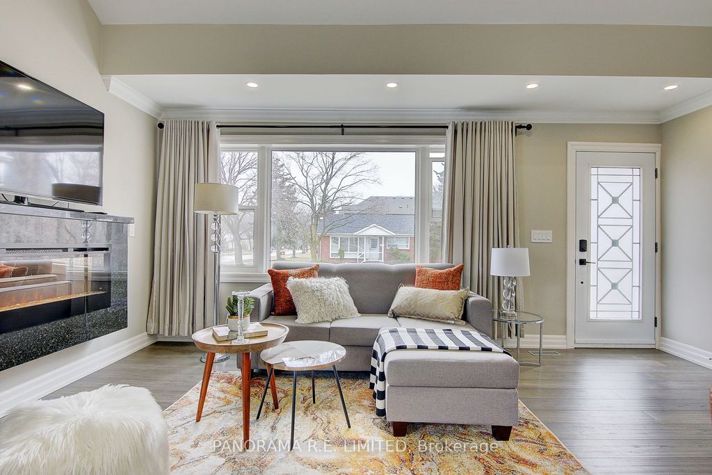 Photo of 50 Maydolph Road, Toronto, ON M9B 1W5 (MLS # W12451203)