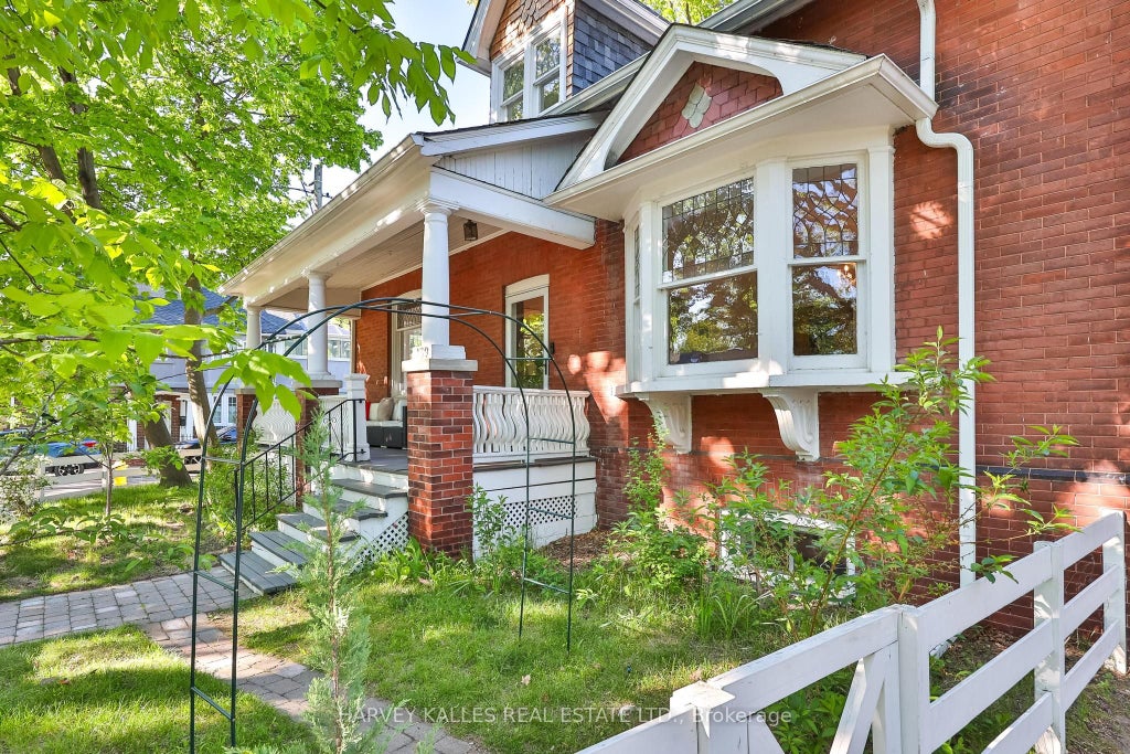 Photo of 139 Hammersmith Avenue, Toronto, ON M4E 2W5 (MLS # E13420218)