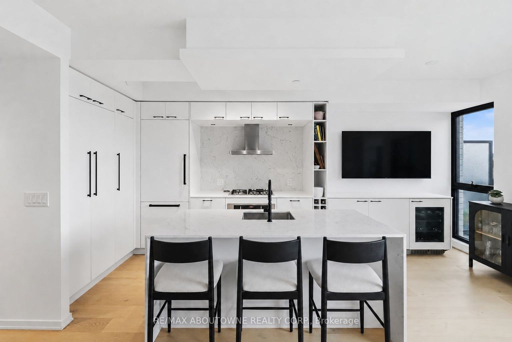 Photo of 41 Dovercourt Road #805, Toronto, ON M6J 0G6 (MLS # C13239972)