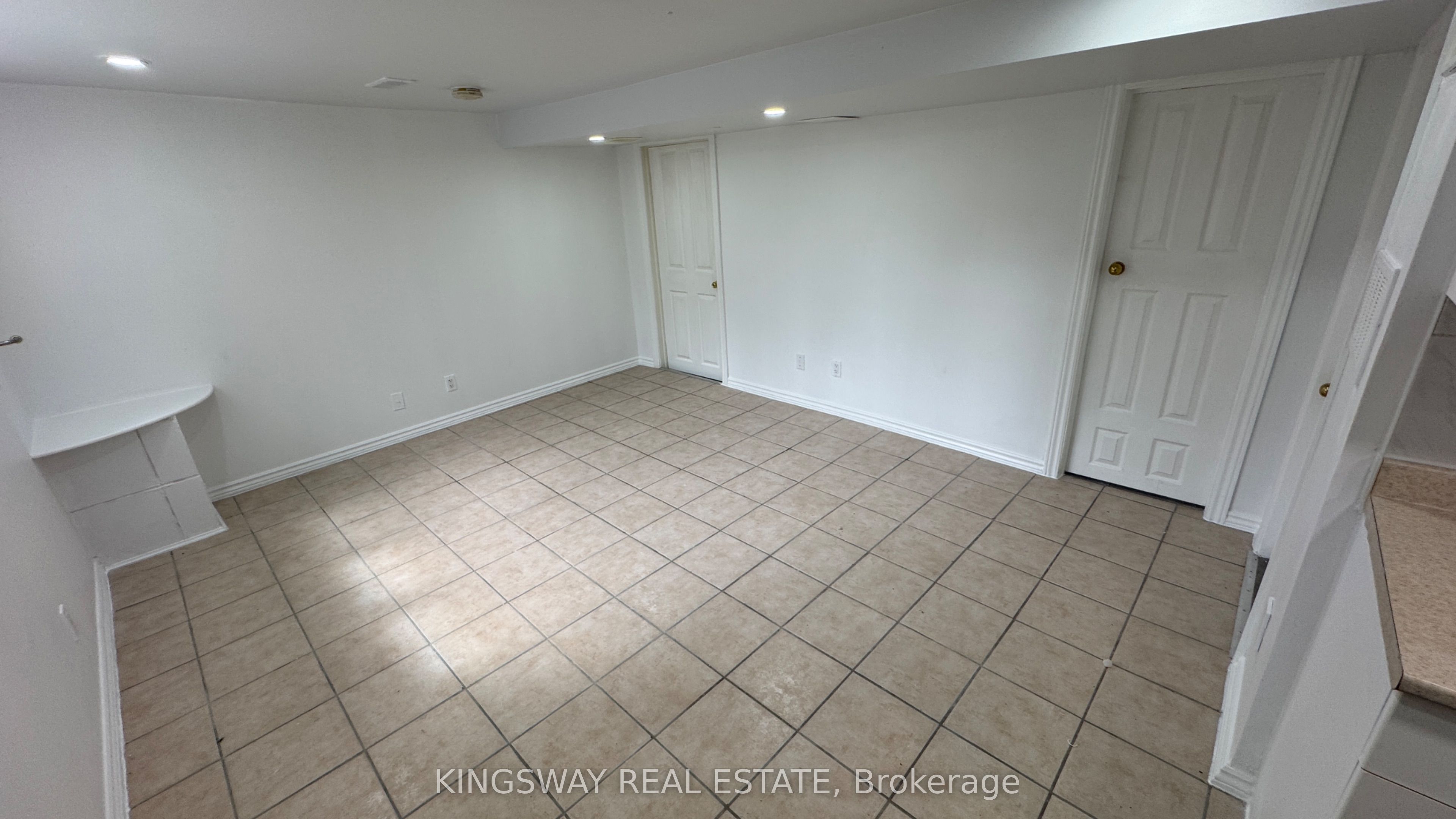 65 Park Crescent (Lower Level 2)