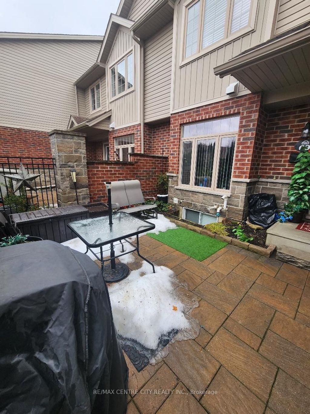 Photo of 1061 EAGLETRACE Drive #69, London North, ON N6G 0T3 (MLS # X12860038)