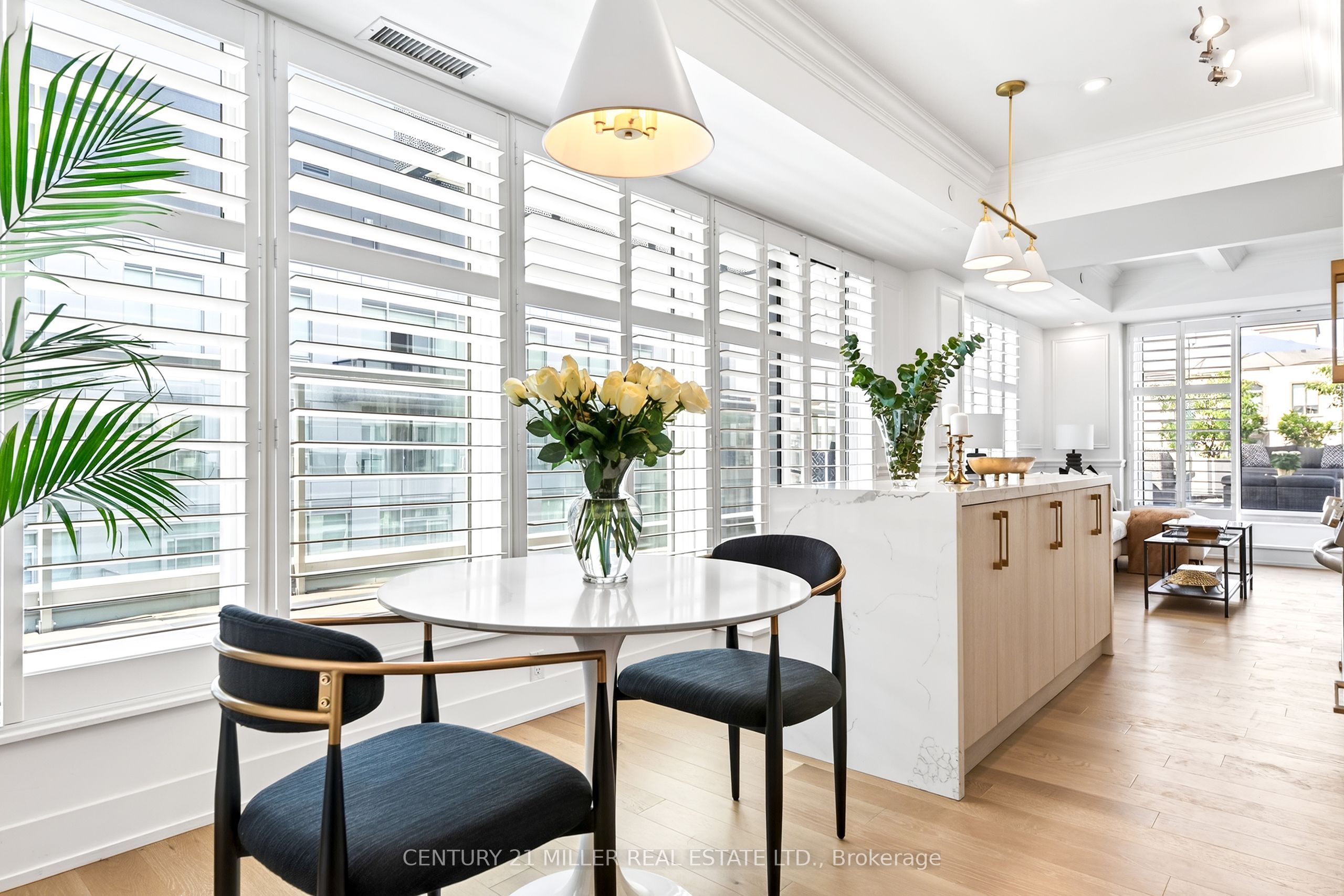 2450 Old Bronte Road 702