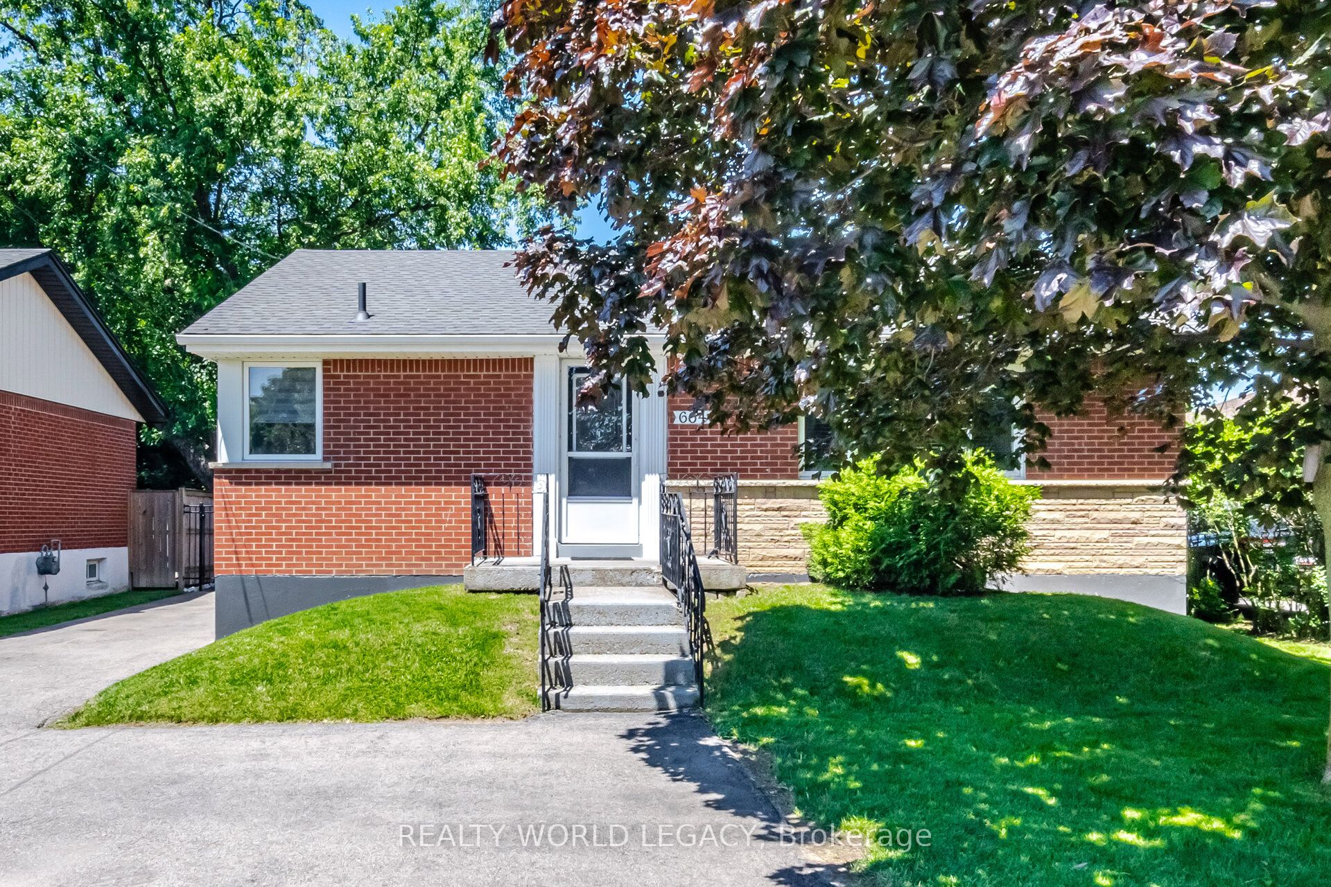 664 Upper Ottawa Street