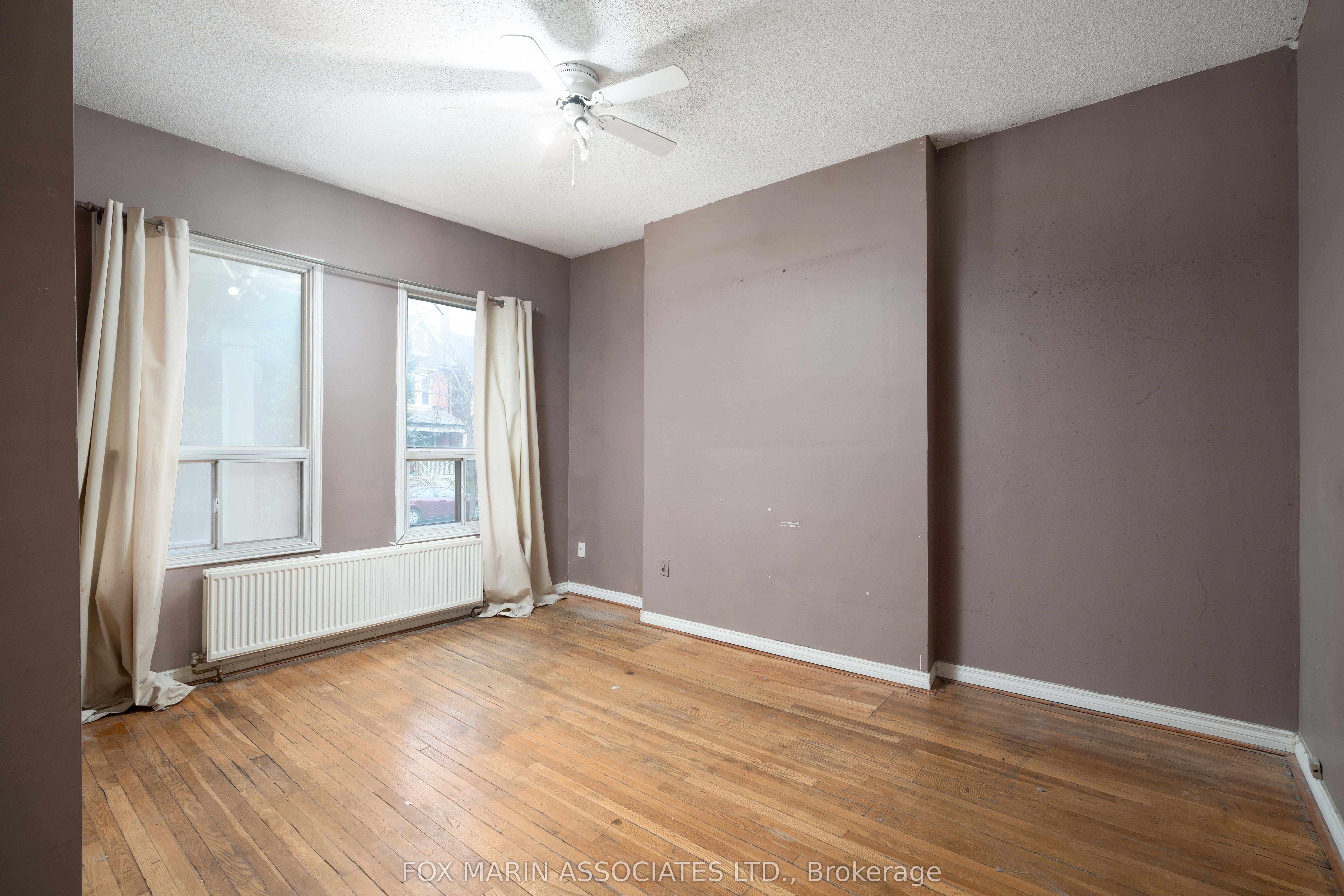 359 Crawford Street
