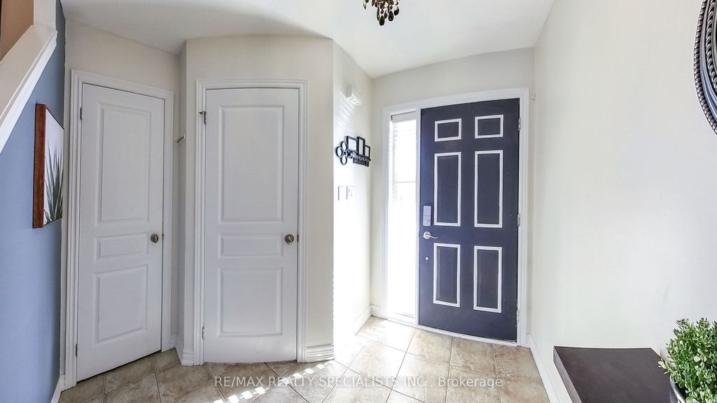 Photo of 189 FALL FAIR Way, Hamilton, ON L0R 1C0 (MLS # X12731902)