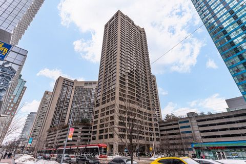 55 Harbour Square 1913 Toronto ON M5J 2L1