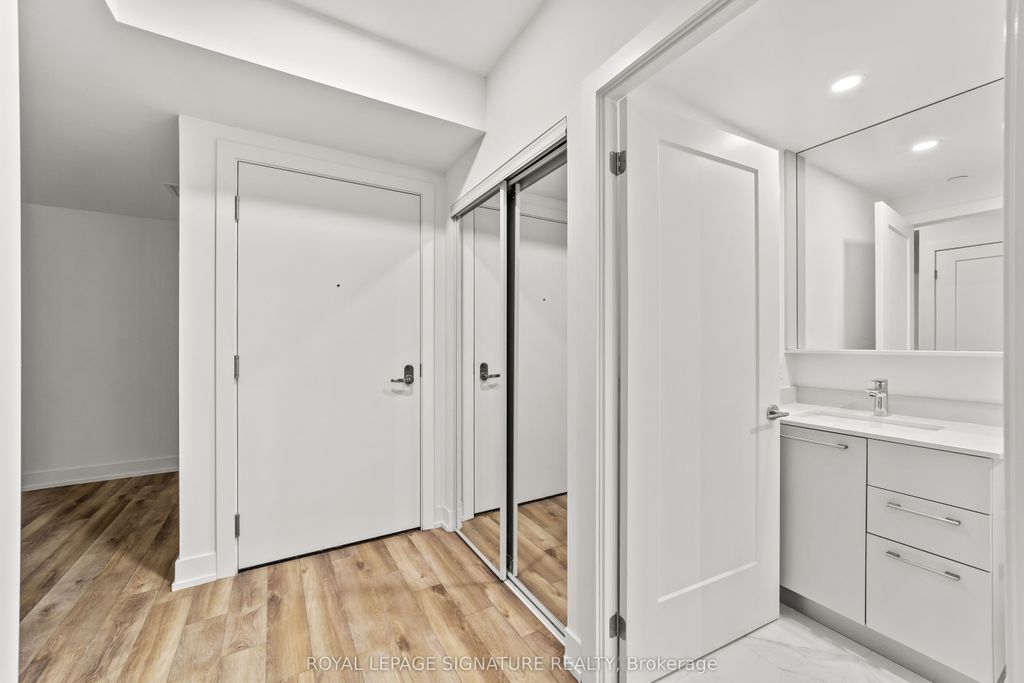 Photo of 9 Clegg Road #501, Markham, ON L6G 0H3 (MLS # N12744606)