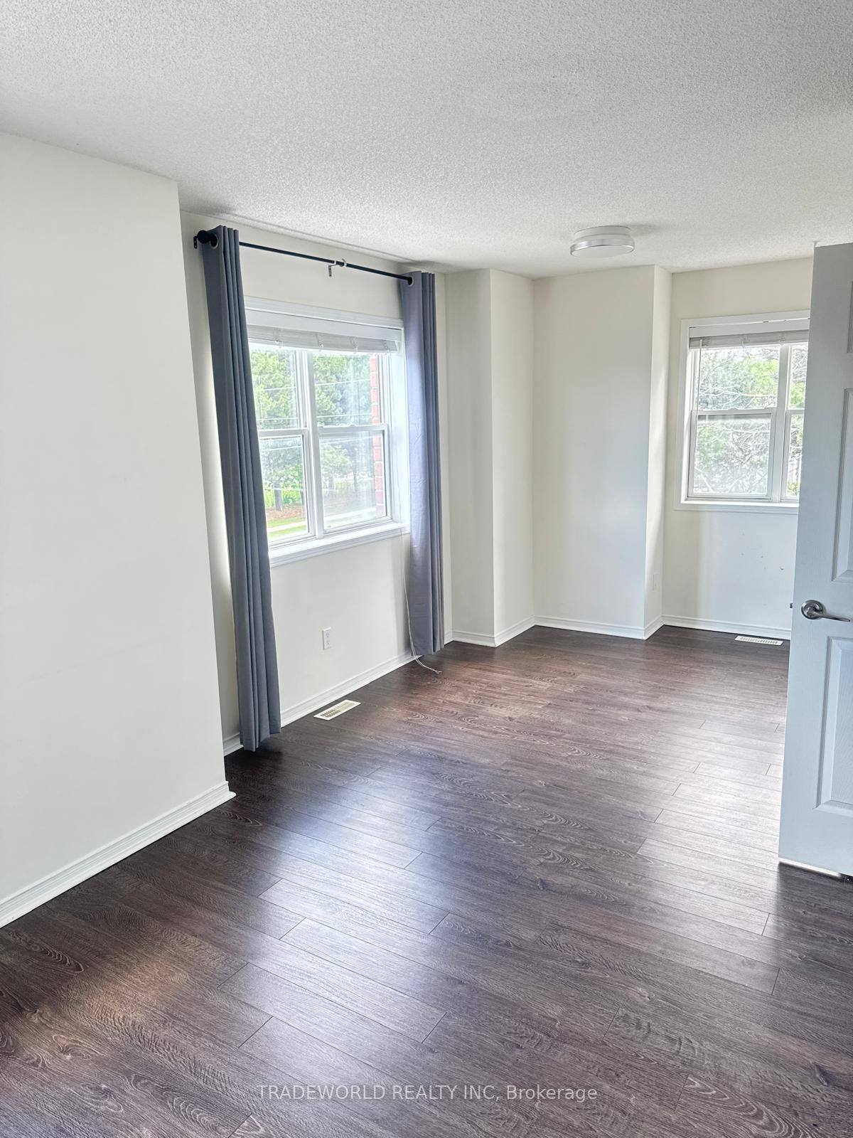 1 Maple Park Way