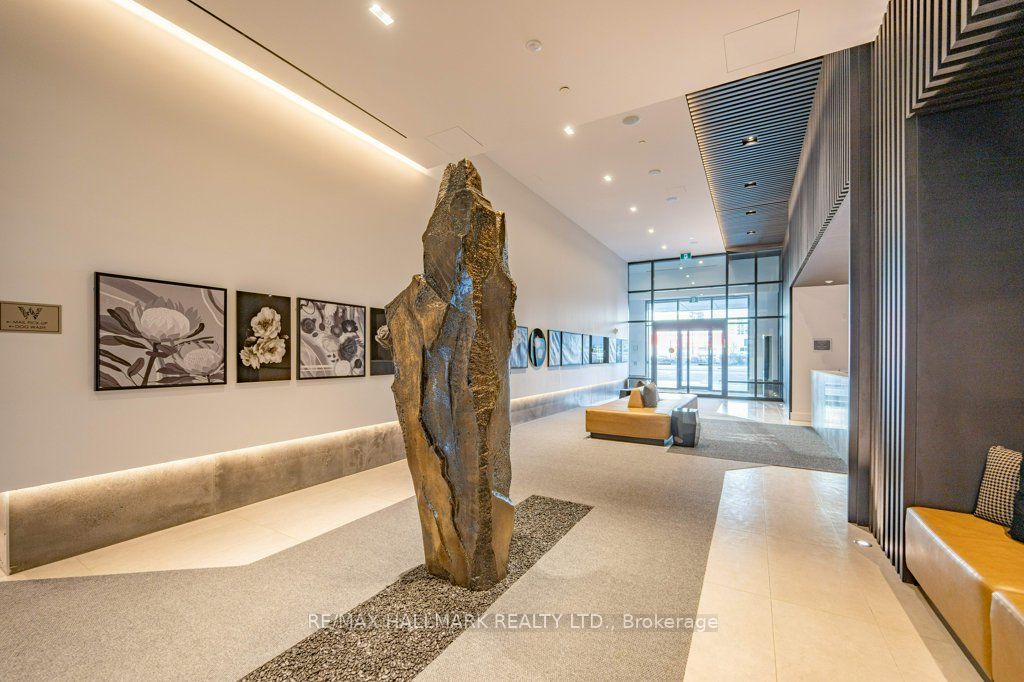8868 Yonge Street 1507E